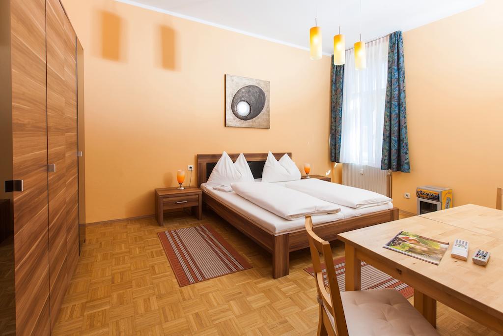 Feldkirchnerhof Ξενοδοχείο Feldkirchen bei Graz Δωμάτιο φωτογραφία